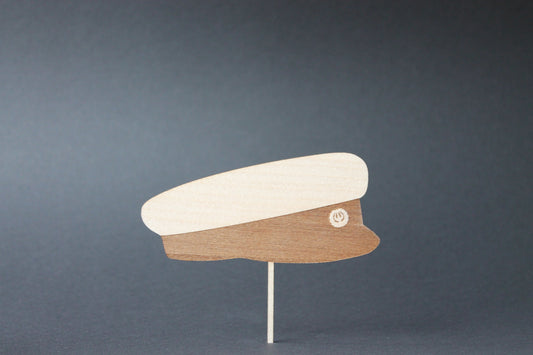 Graduation cap cake decoration